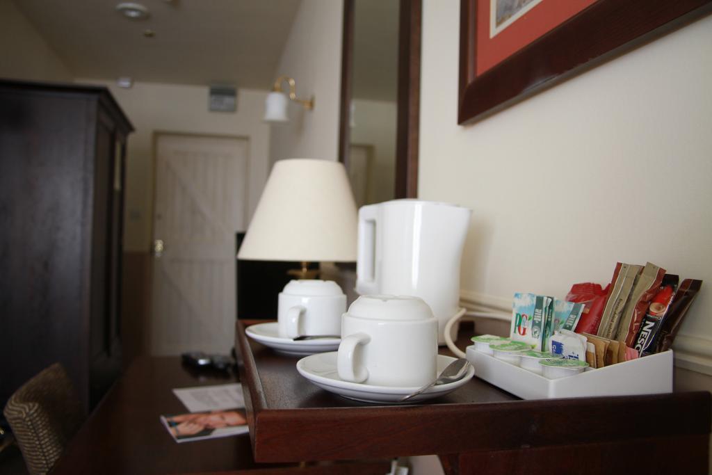 The Bell Hotel Clare Rom bilde